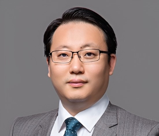 Prof. Huang Fei